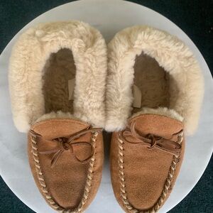Women’s Suede Moccasin Slippers with Plush Cream Lining - Tan
